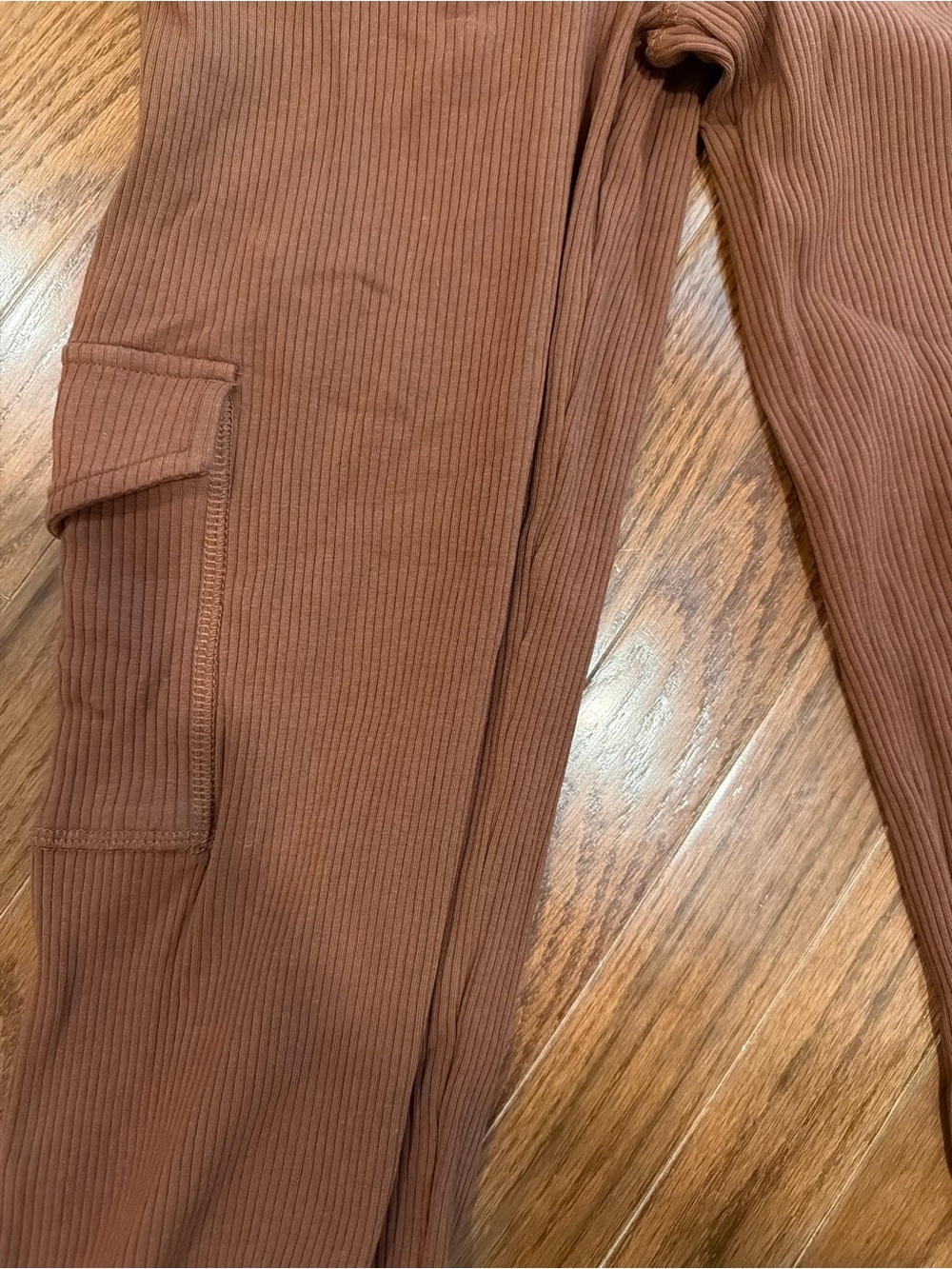 Terez Ribbed Cargo Joggers in Brown Size Small Never worn - Picture 2 of 4